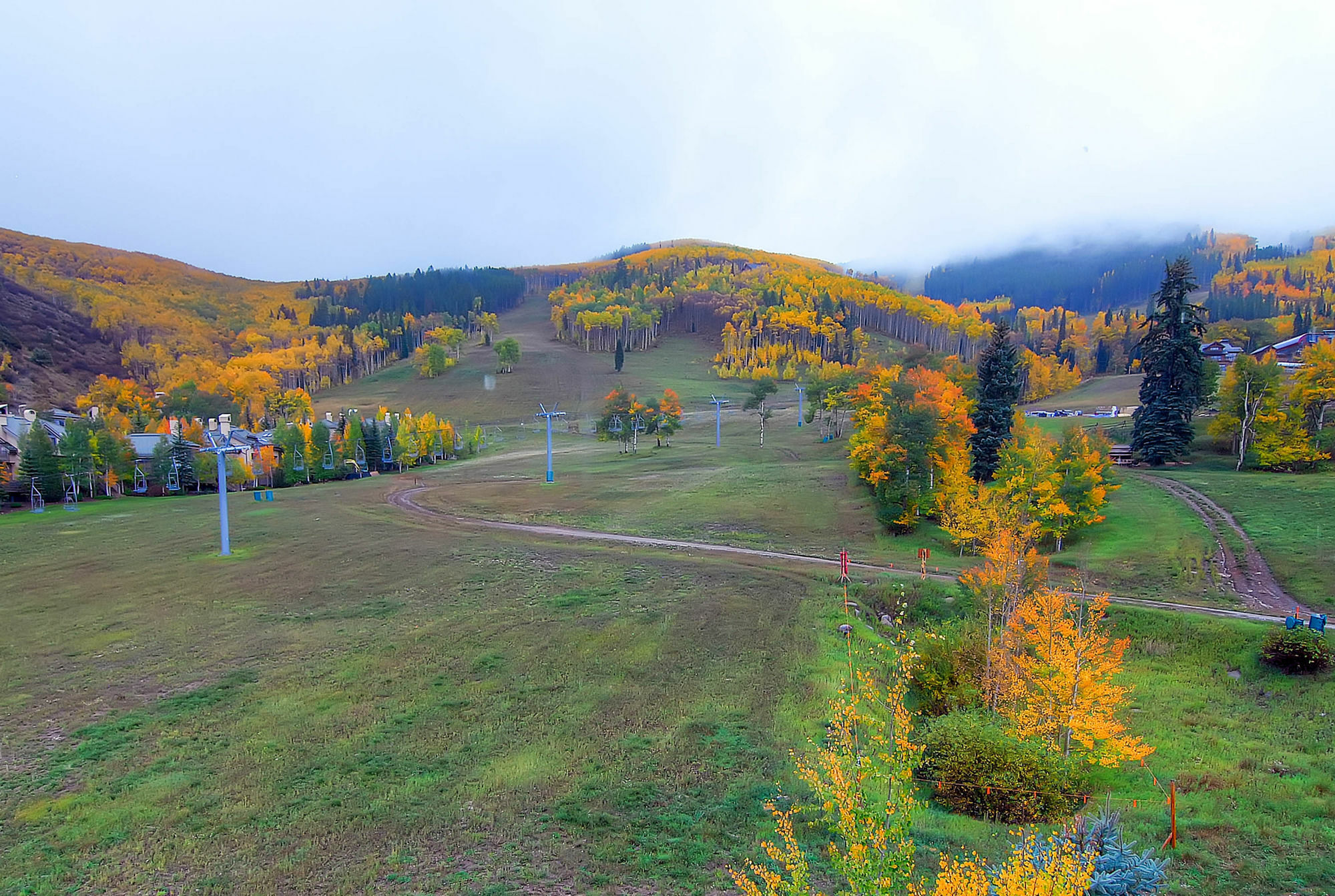 Highlands Slopeside By East West *