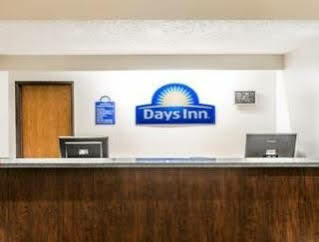 Days By Wyndham Hotel Carbondale