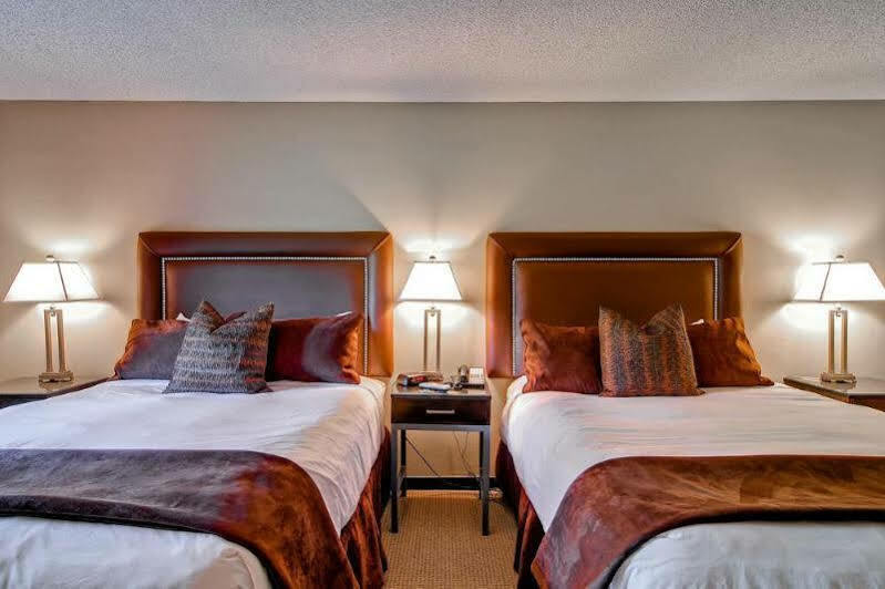 The At Hotel