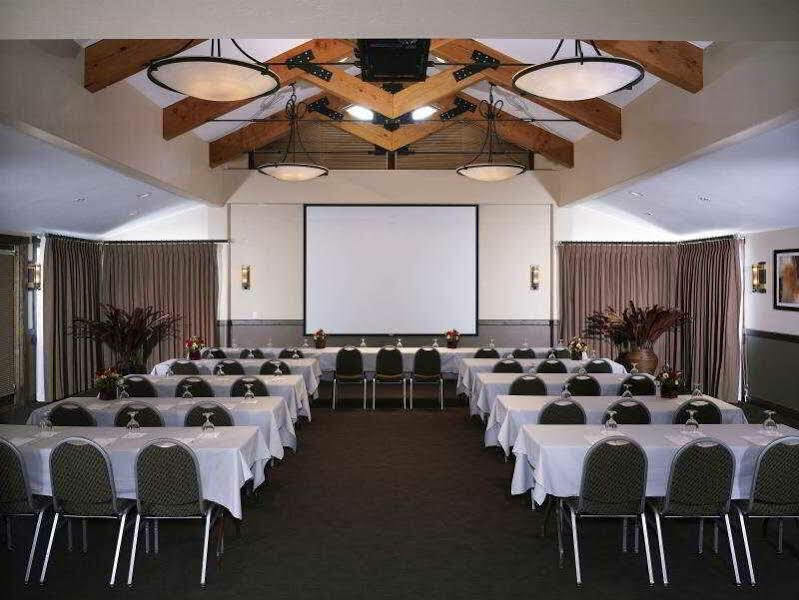 Stonebridge Inn, A Destination By Hyatt Hotel 3*