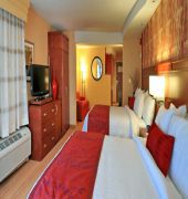 Hotel Courtyard By Marriott