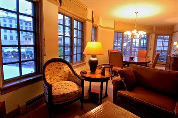 Park Plaza Aparthotel