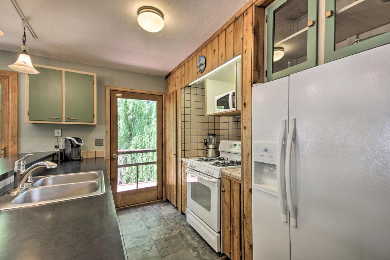 Rivers Edge Mtn Private Hot Tub And Views Holiday home *