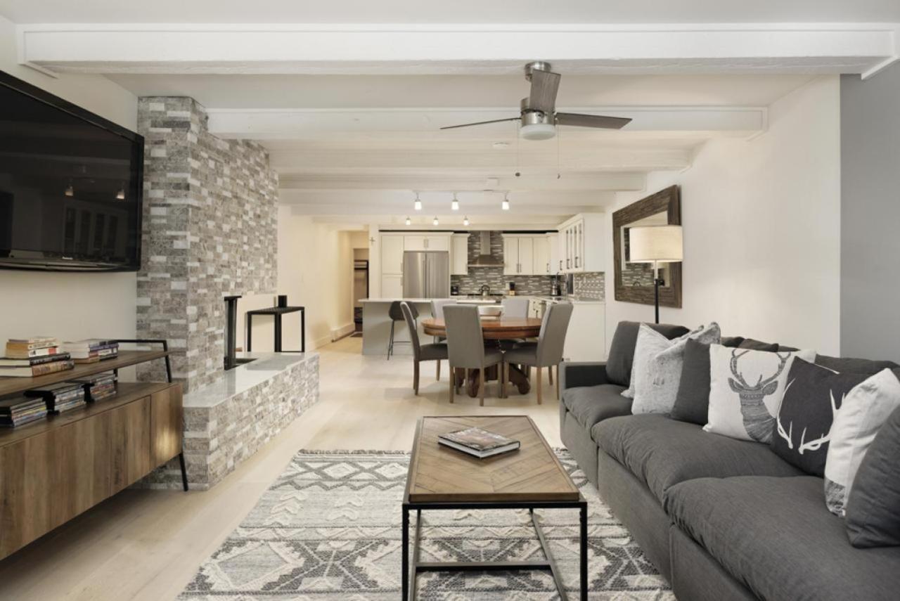 Holiday home Chateau Snow Unit 202, Renovated With Great Natural Light, Excellent Location *