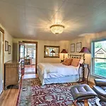 Carbondale Home - Steps To Dine, Shop And Hike!