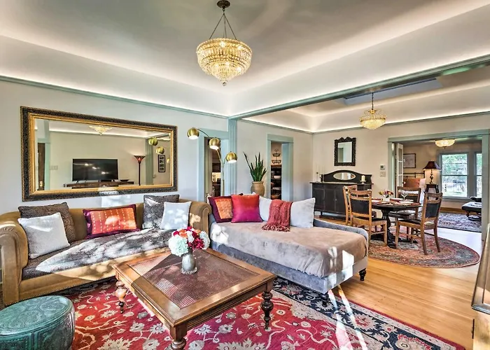 Carbondale Home - Steps To Dine, Shop And Hike!