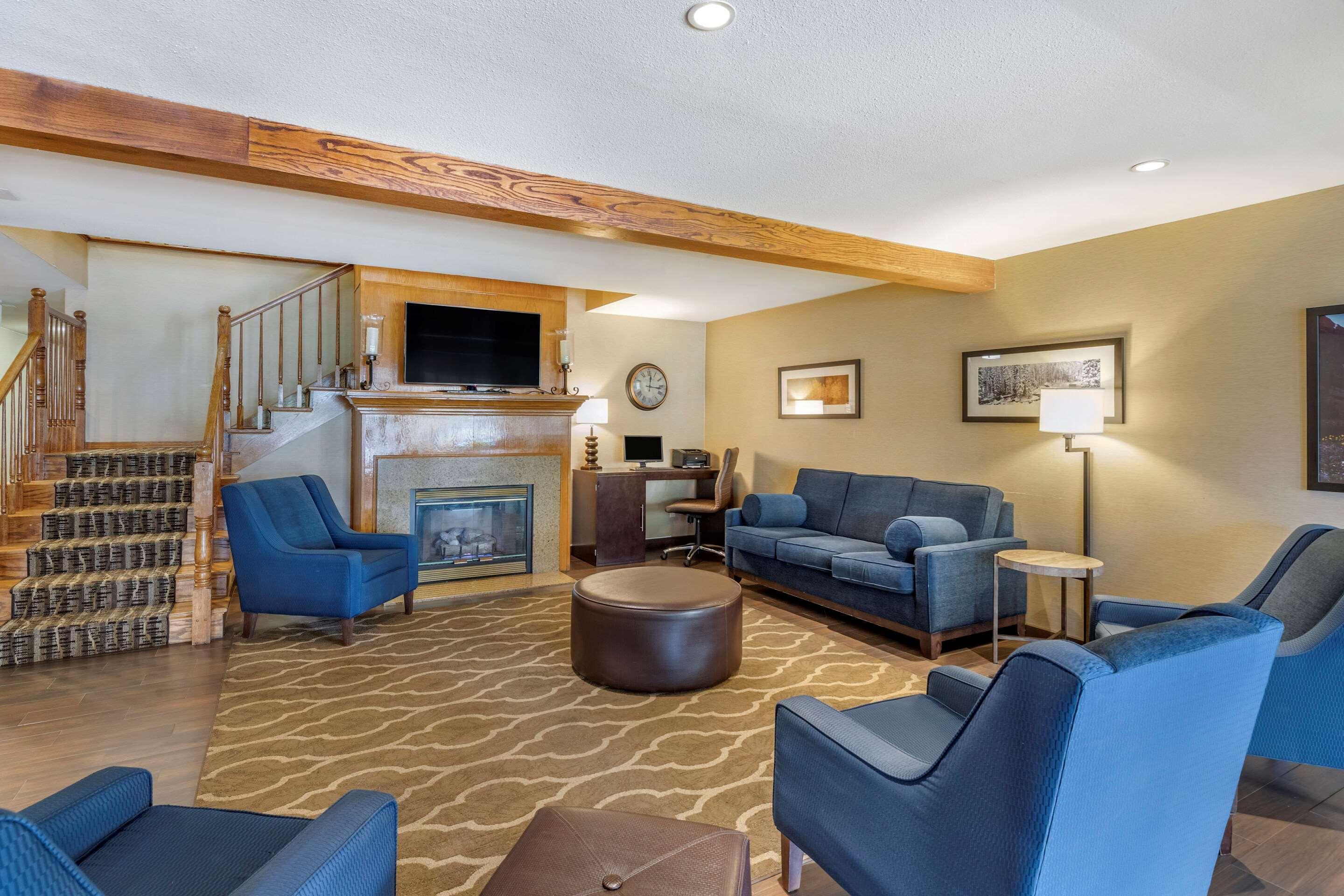 Hotel Comfort & On The Roaring Fork Carbondale