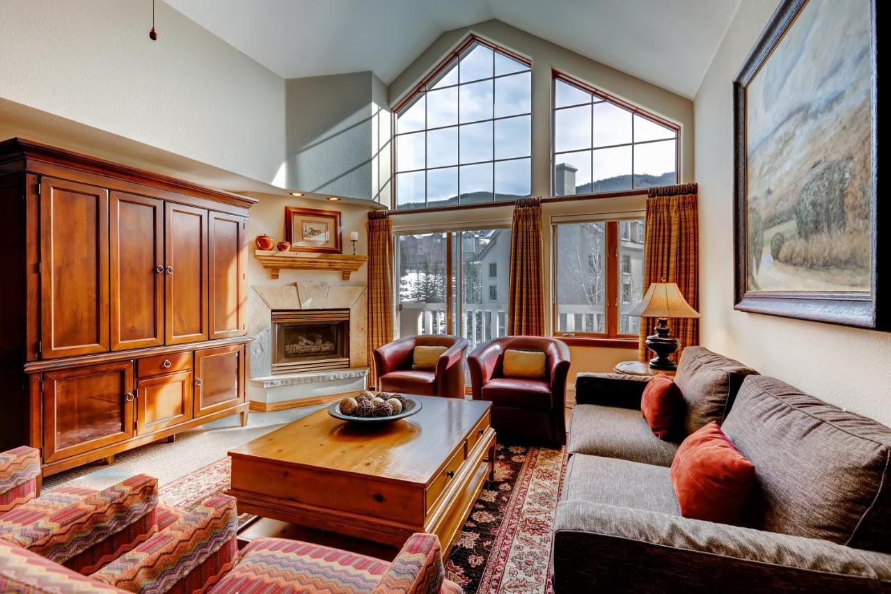 St. Place Lodge *