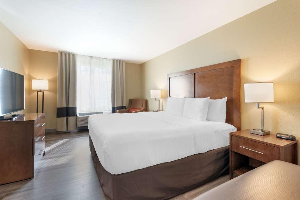 Comfort & On The Roaring Fork Hotel Carbondale