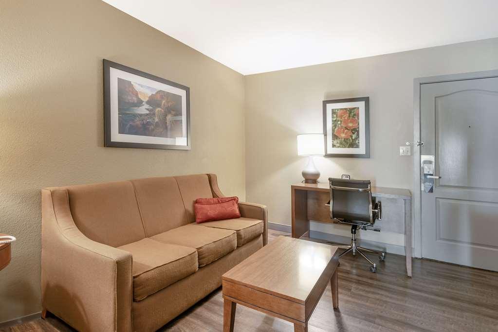Comfort & On The Roaring Fork Carbondale