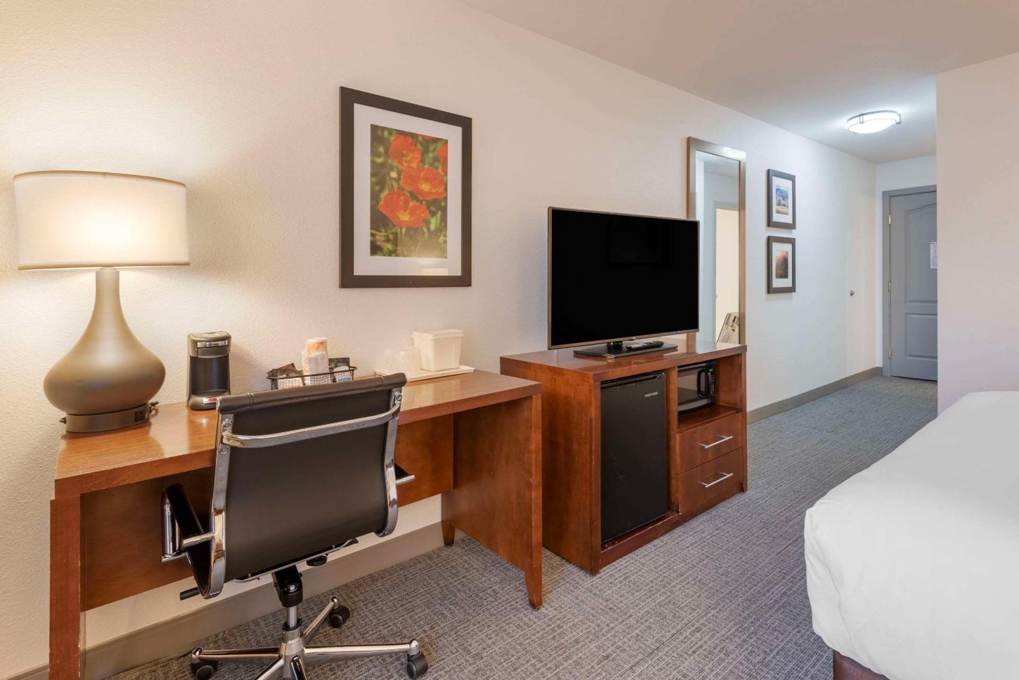 Hotel Comfort & On The Roaring Fork Carbondale