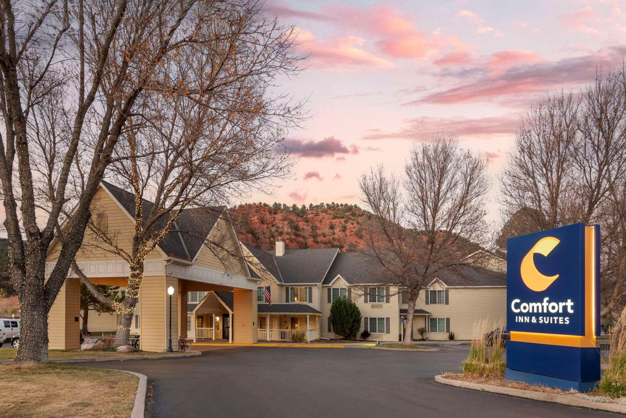 Hotel Comfort & On The Roaring Fork Carbondale