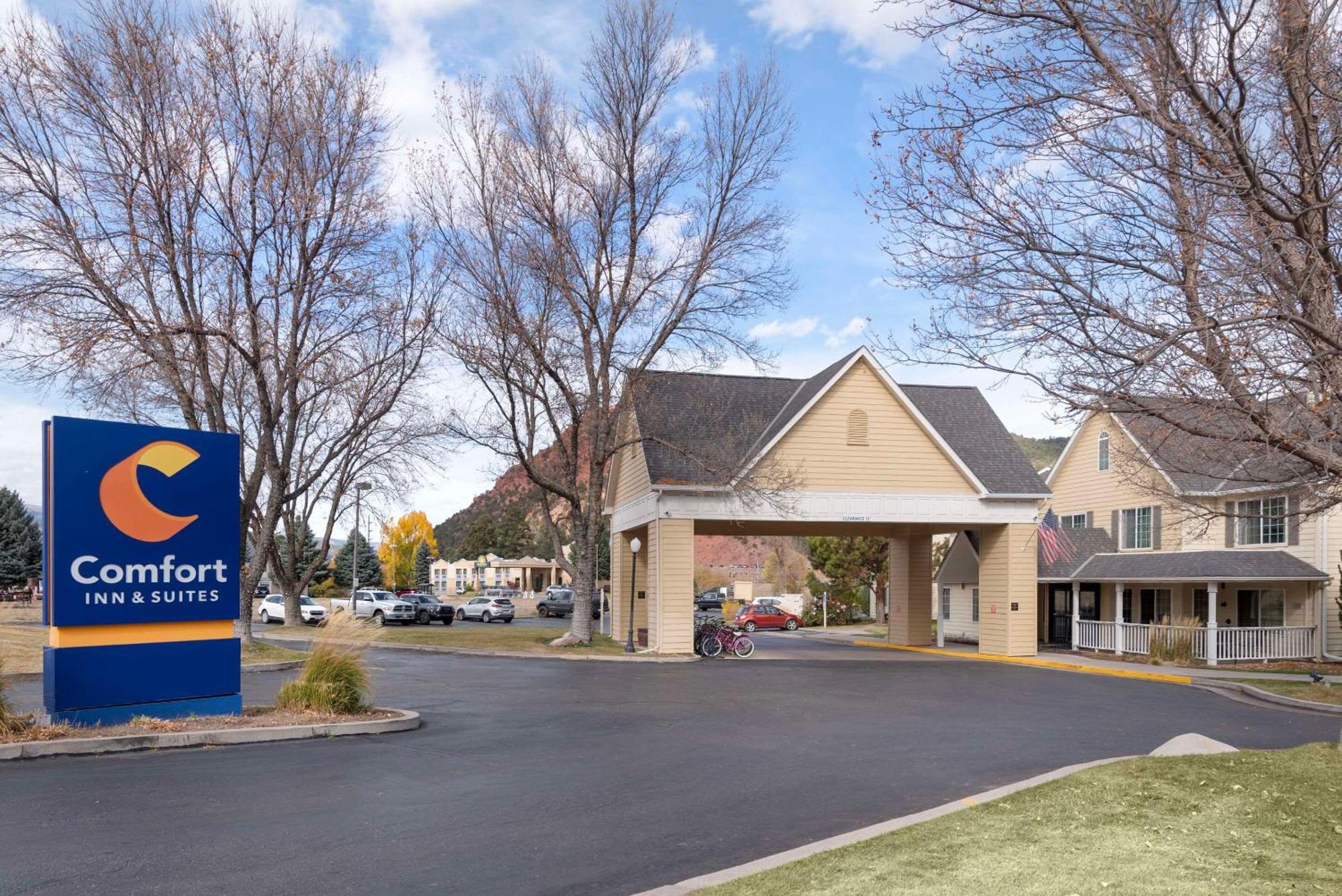 Comfort & On The Roaring Fork Hotel Carbondale