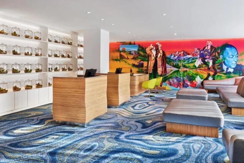 W Hotel 4*