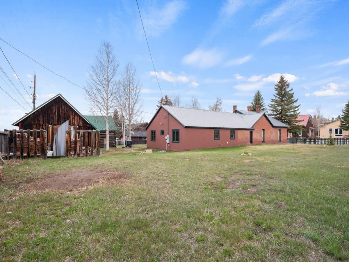 Holiday home The Red Brick House *