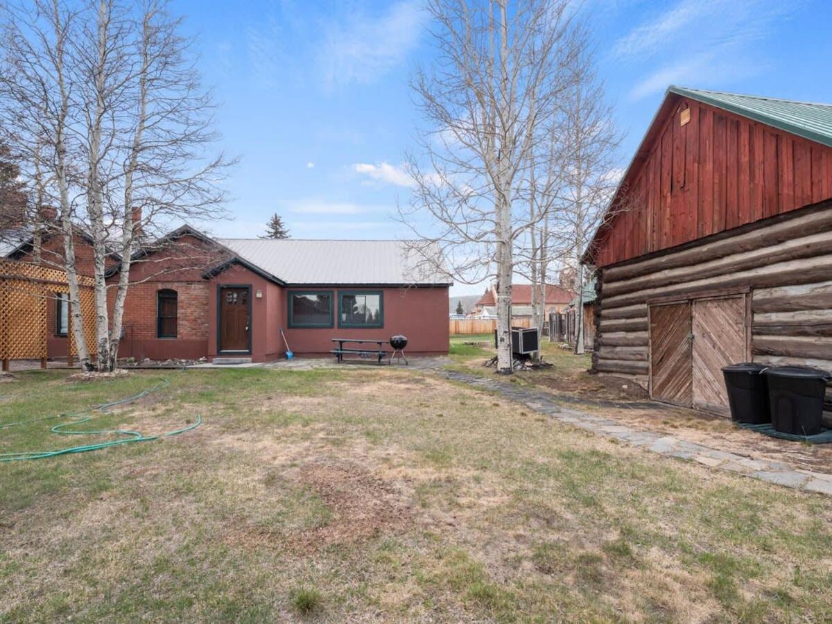 The Red Brick House Holiday home Leadville