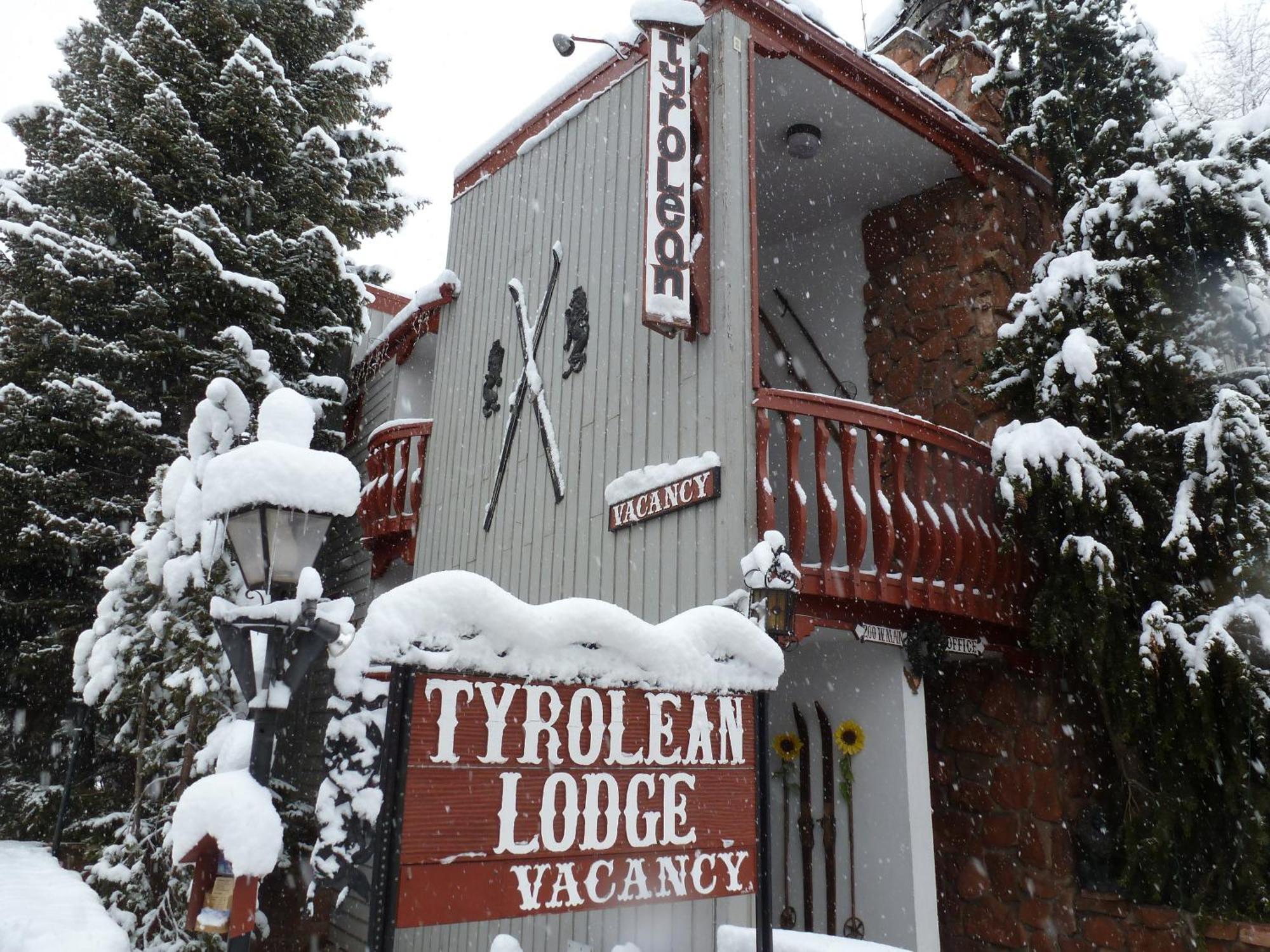 Lodge Tyrolean *