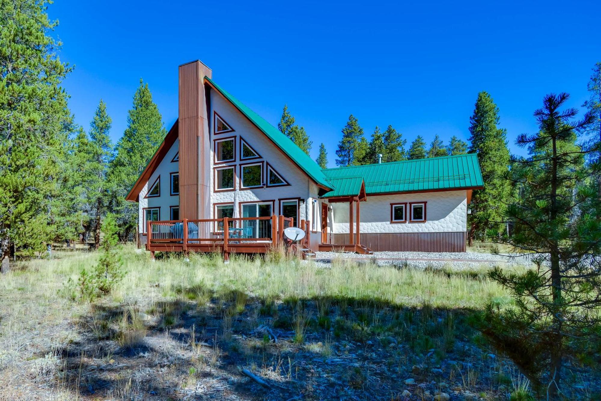 Holiday home Quiet On 3 Acres With Gas Grill! *