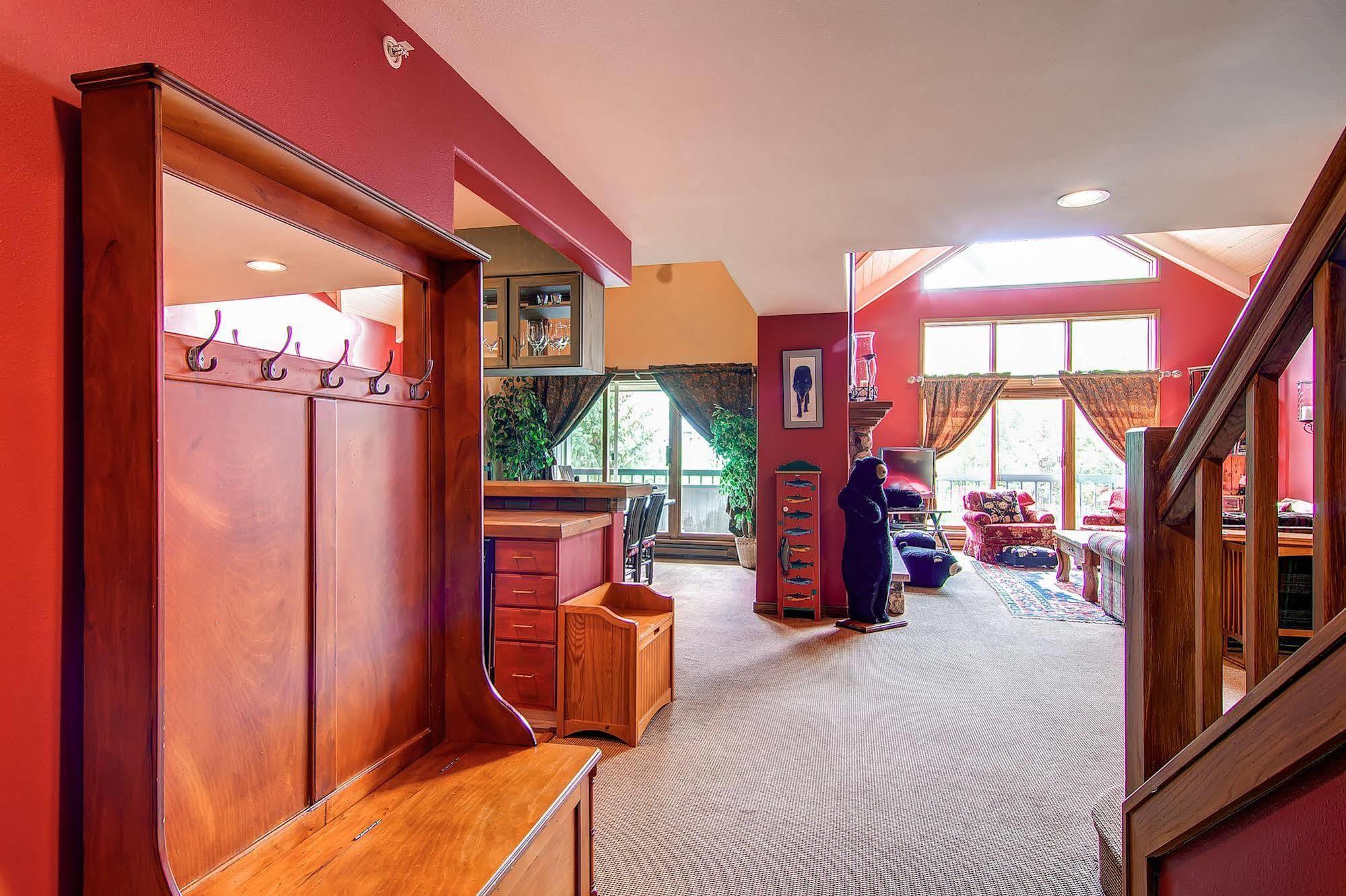 Borders By East West Hospitality 2* Beaver Creek