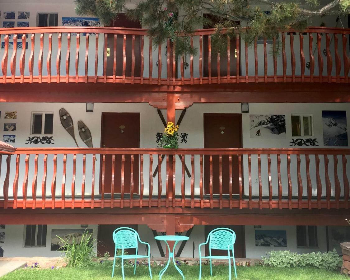 Lodge Tyrolean *