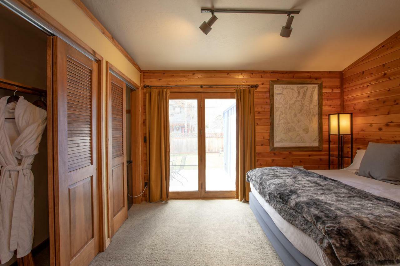 Bed & Breakfast Purple Mountain &