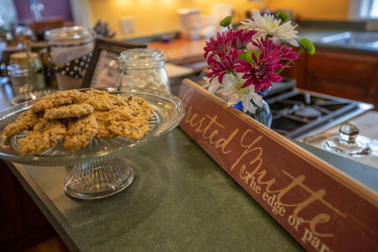 Bed & Breakfast Purple Mountain &