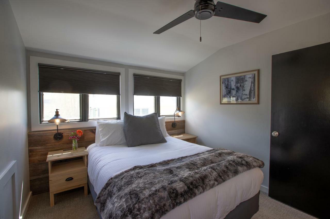 Purple Mountain & Bed & Breakfast 4*